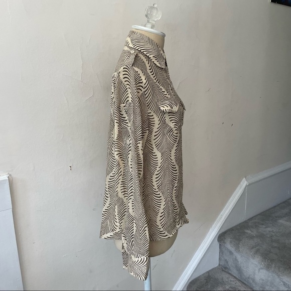 Anthropologie Fei Printed Cotton Shine Through Button-Up Convertible Sleeve Top - Picture 5 of 10